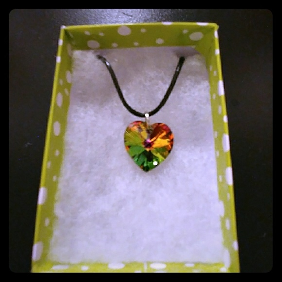 Jewelry - Radiant Green Crystal Heart Necklace